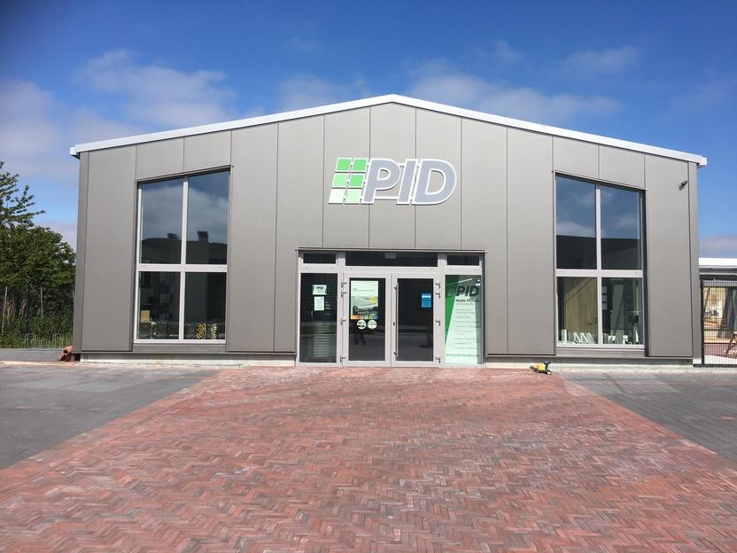 Außenaufnahme Halle PID Außenaufnahme Halle PID